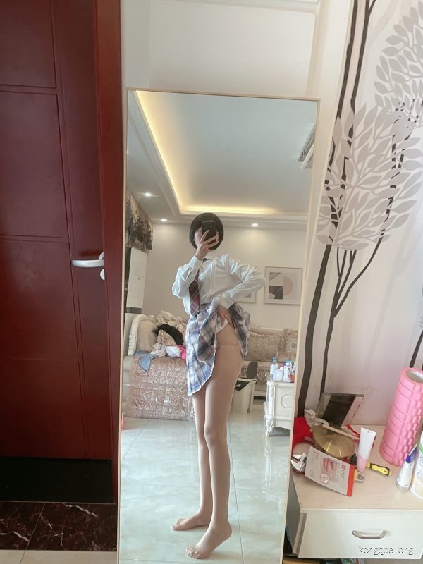 胜利的小生活 – 微密圈套图&视频[10套-2024.11] - cos姬-cos姬